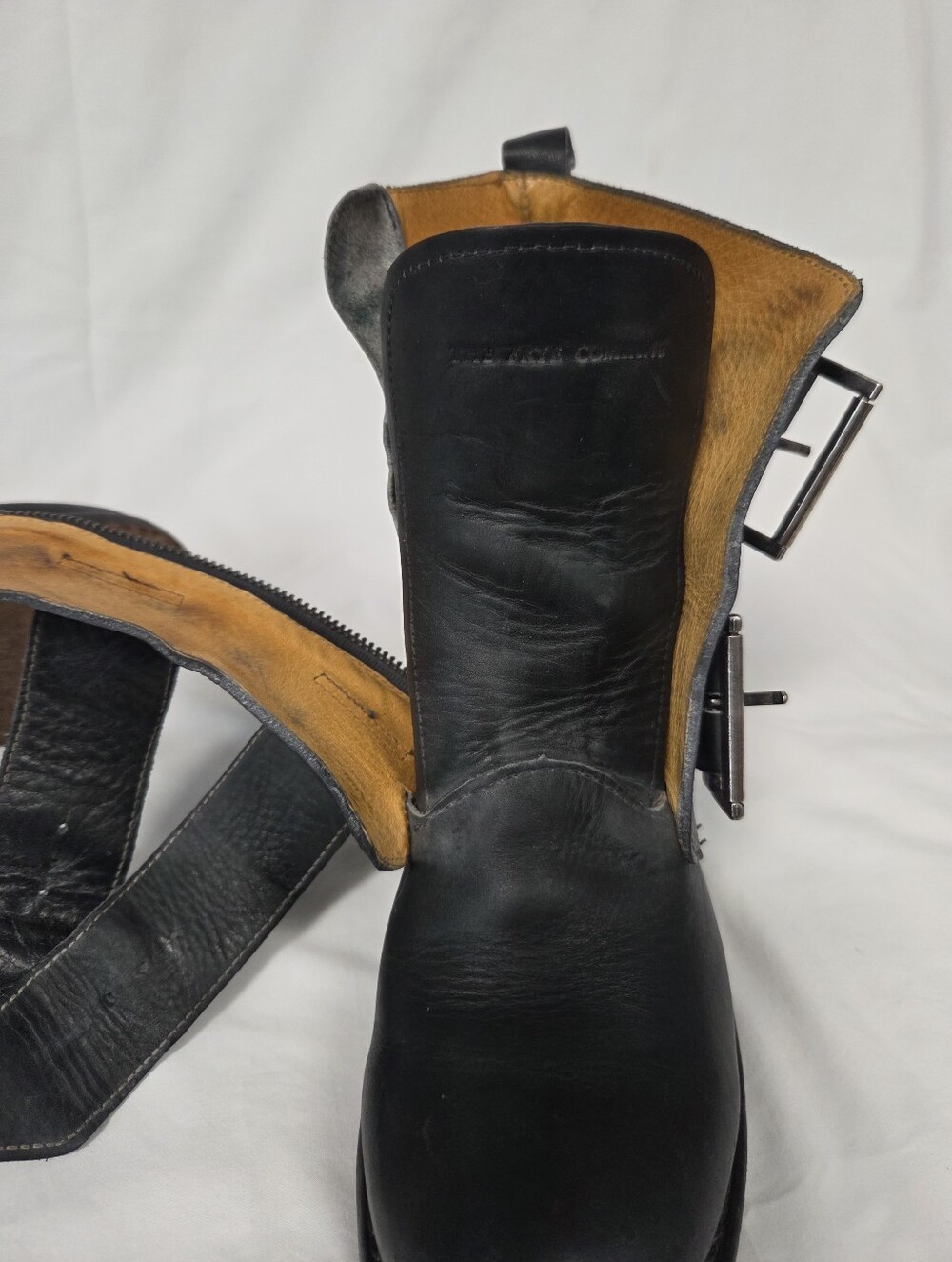Frye Sabrina Double Buckle Ankle Biker Boots 8 - Picture 8 of 14